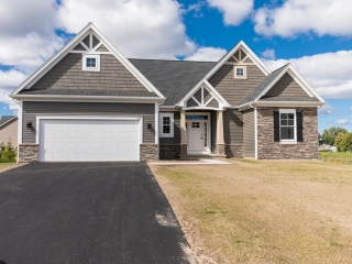 Crowne Pointe Home